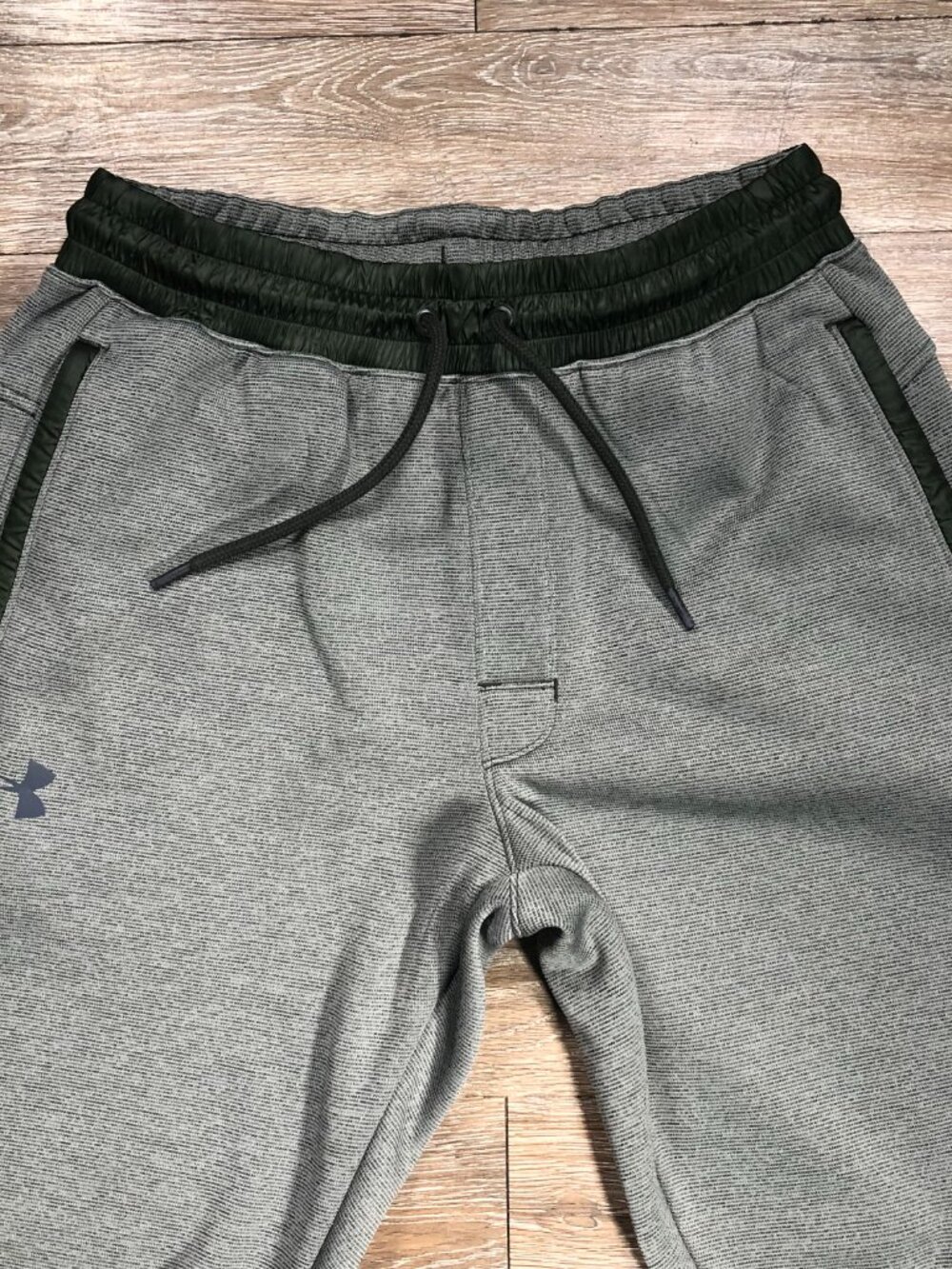 Under Armour Tapered Leg Athletic ColdWear Sweatpants Olive Green Men Medium - Picture 4 of 7